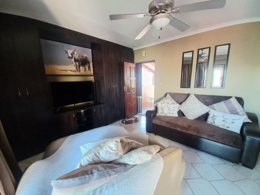 To Let 2 Bedroom Property for Rent in Vaalpark Free State